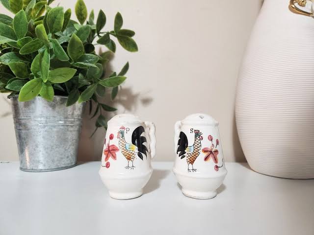 Salt & Pepper Shakers