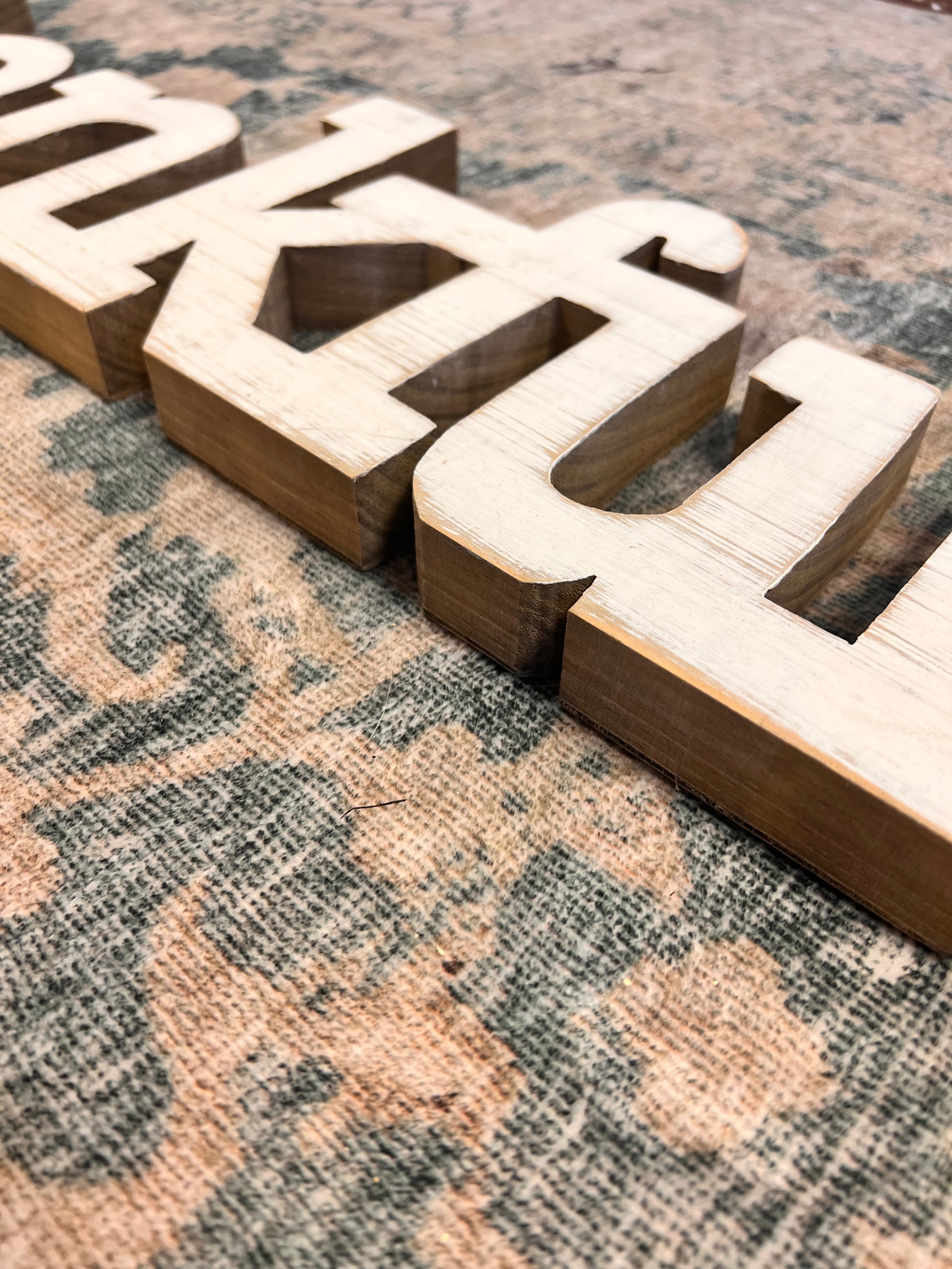 Rustic Thankful Sign
