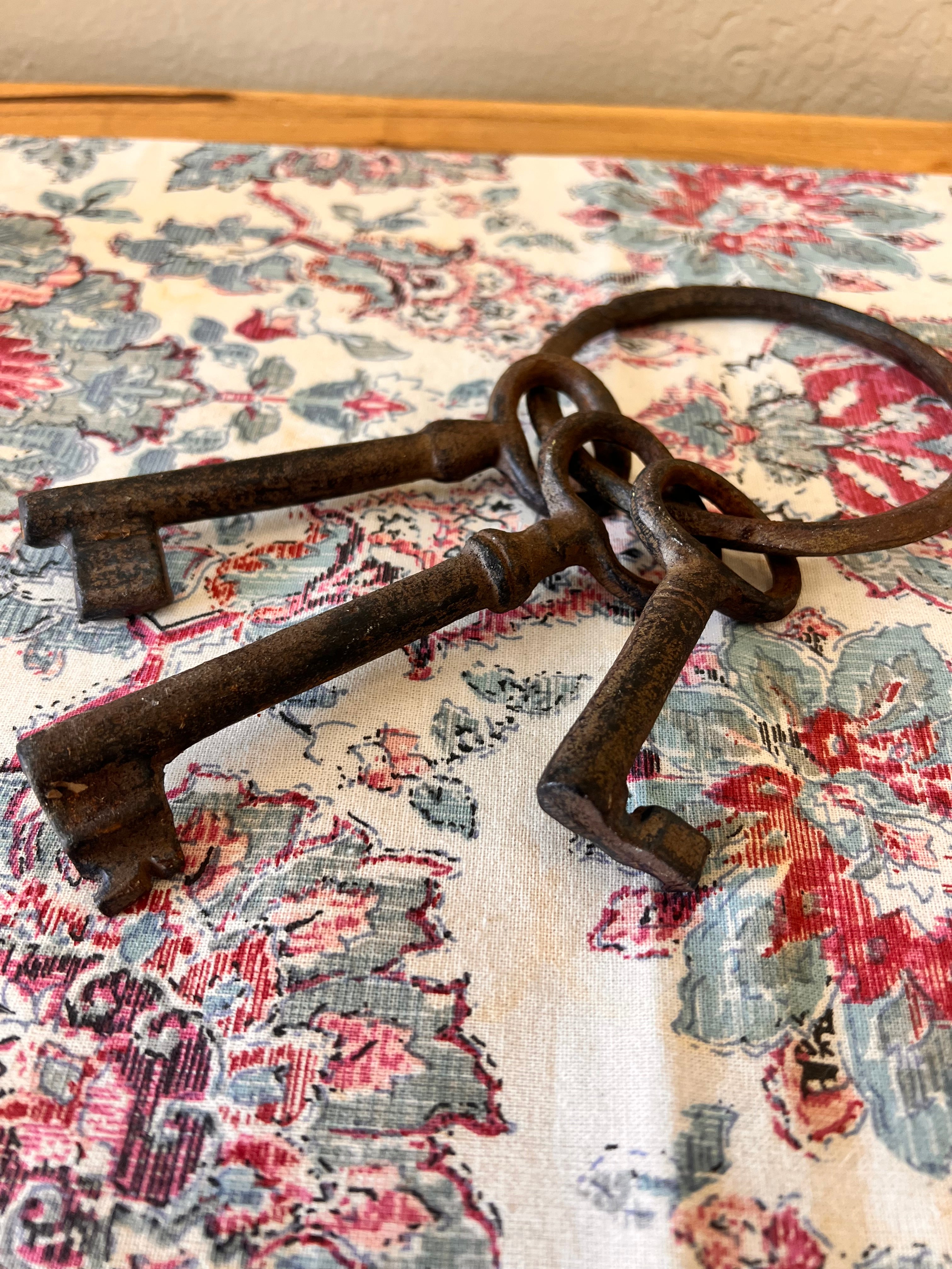 Vintage Cast Iron Key Decor