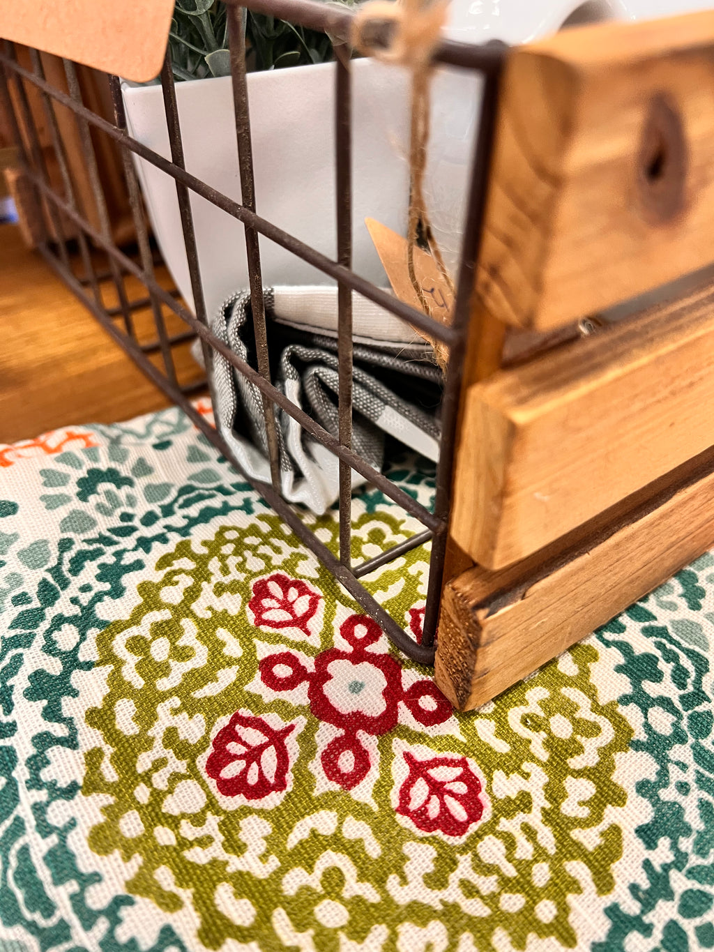 Wood/Metal Basket