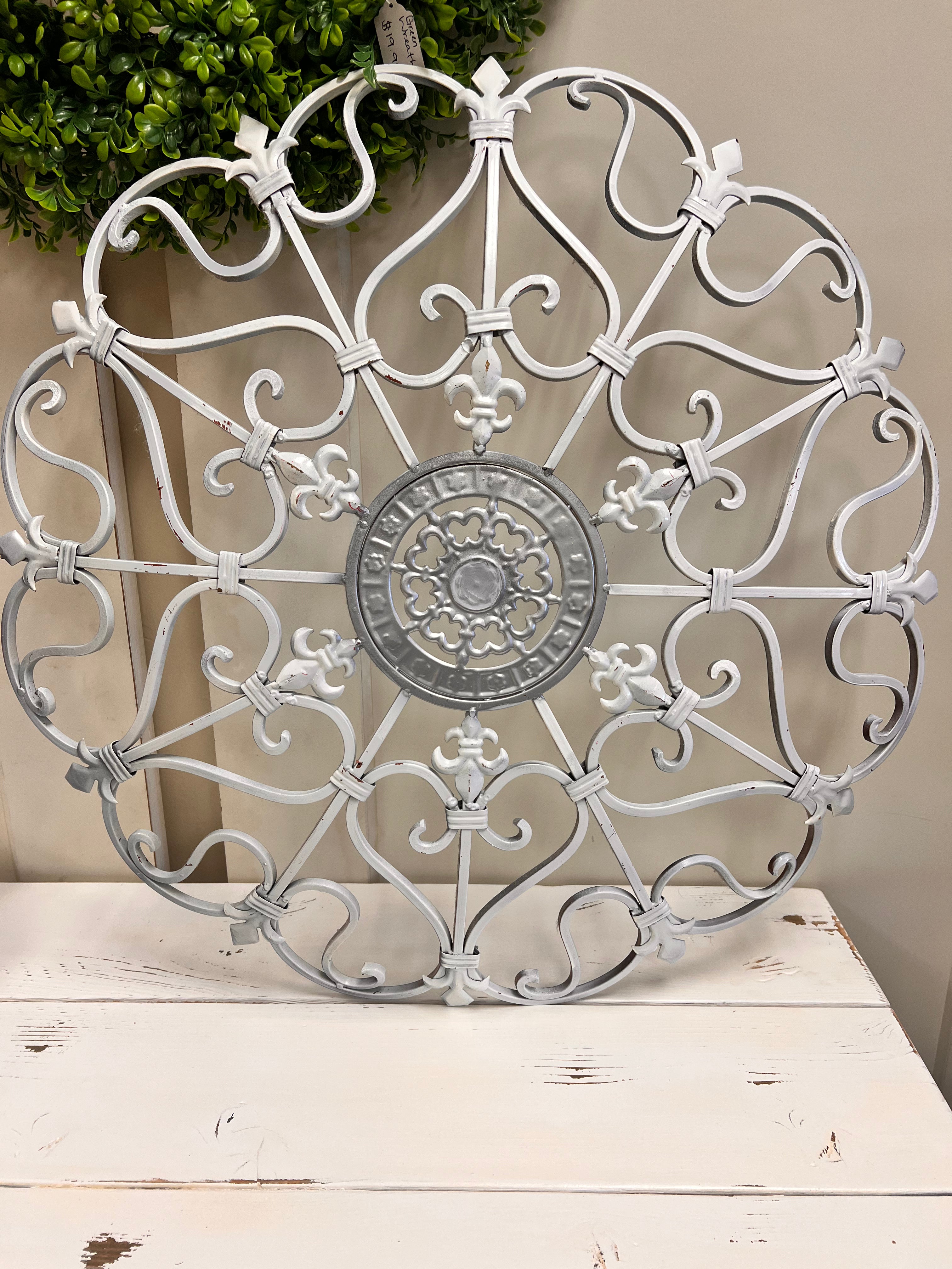 Metal White Decor