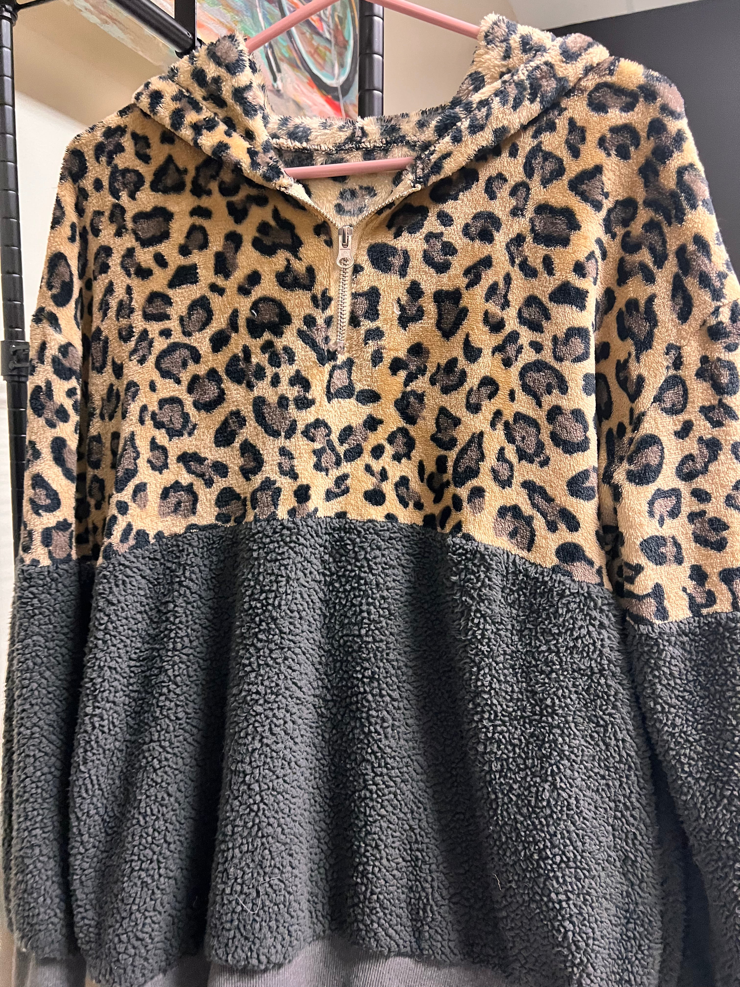Leopard Top M ￼