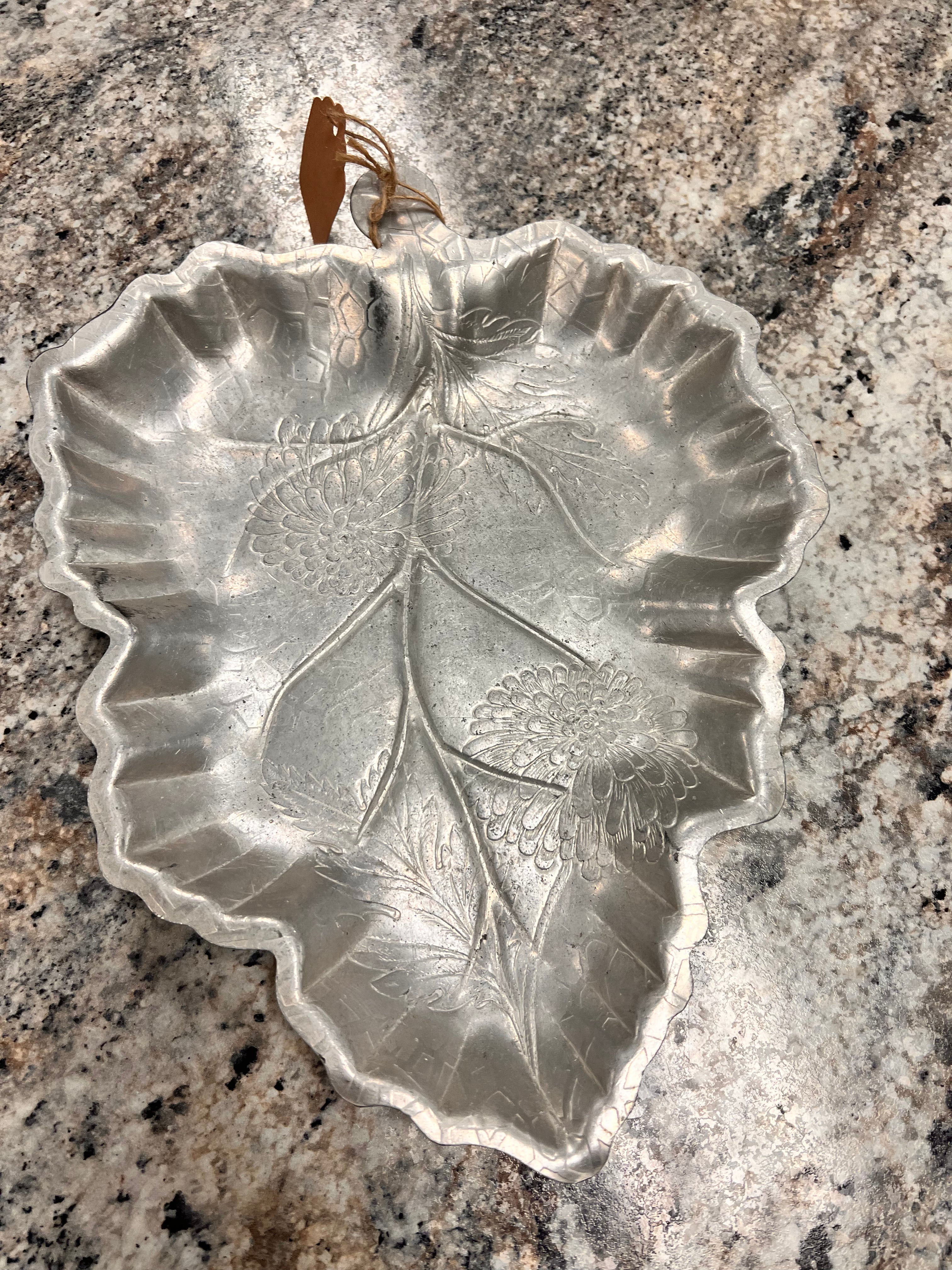 VTG Leaf Plate