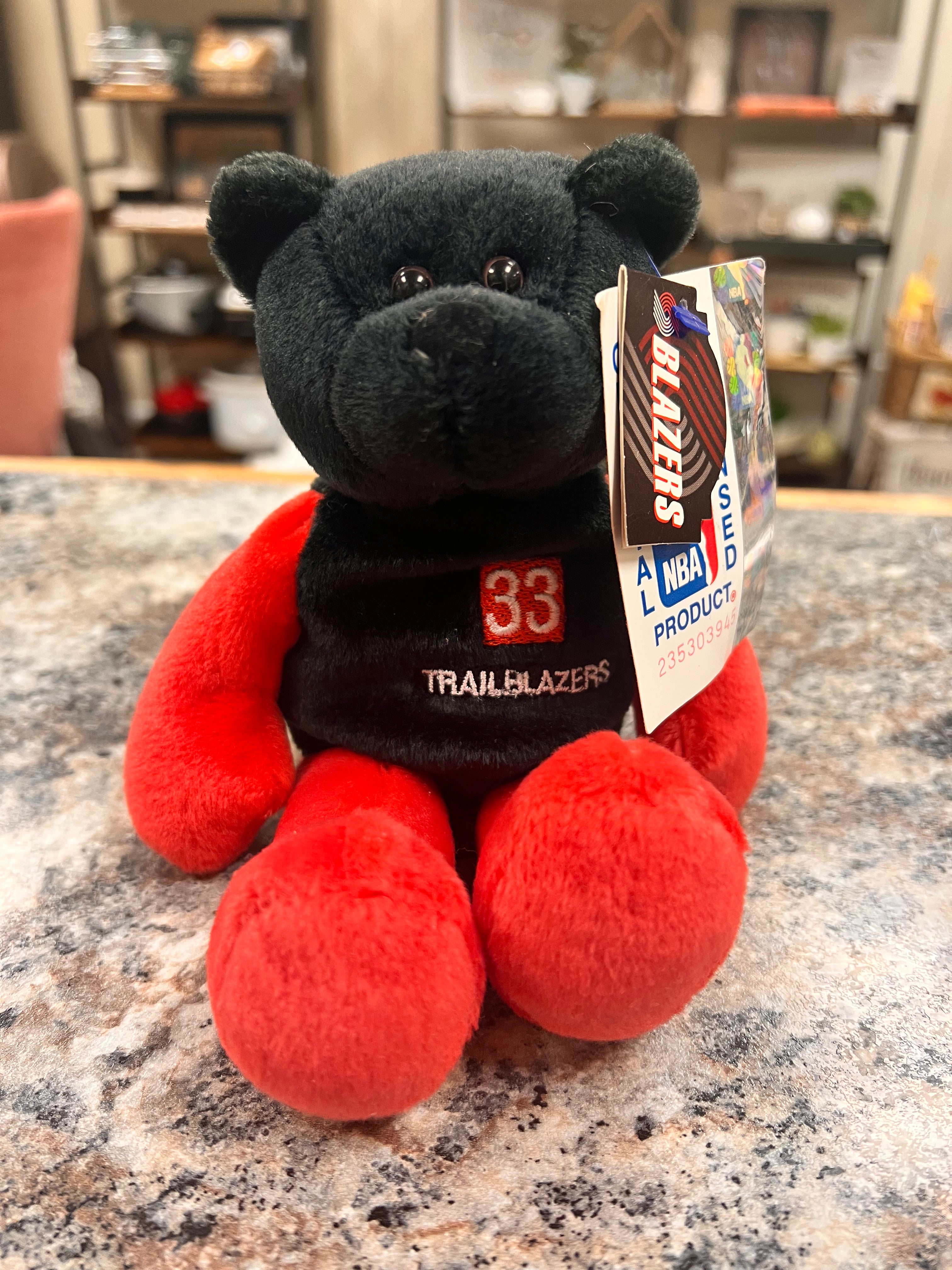 1999 Scottie Pippen Bear