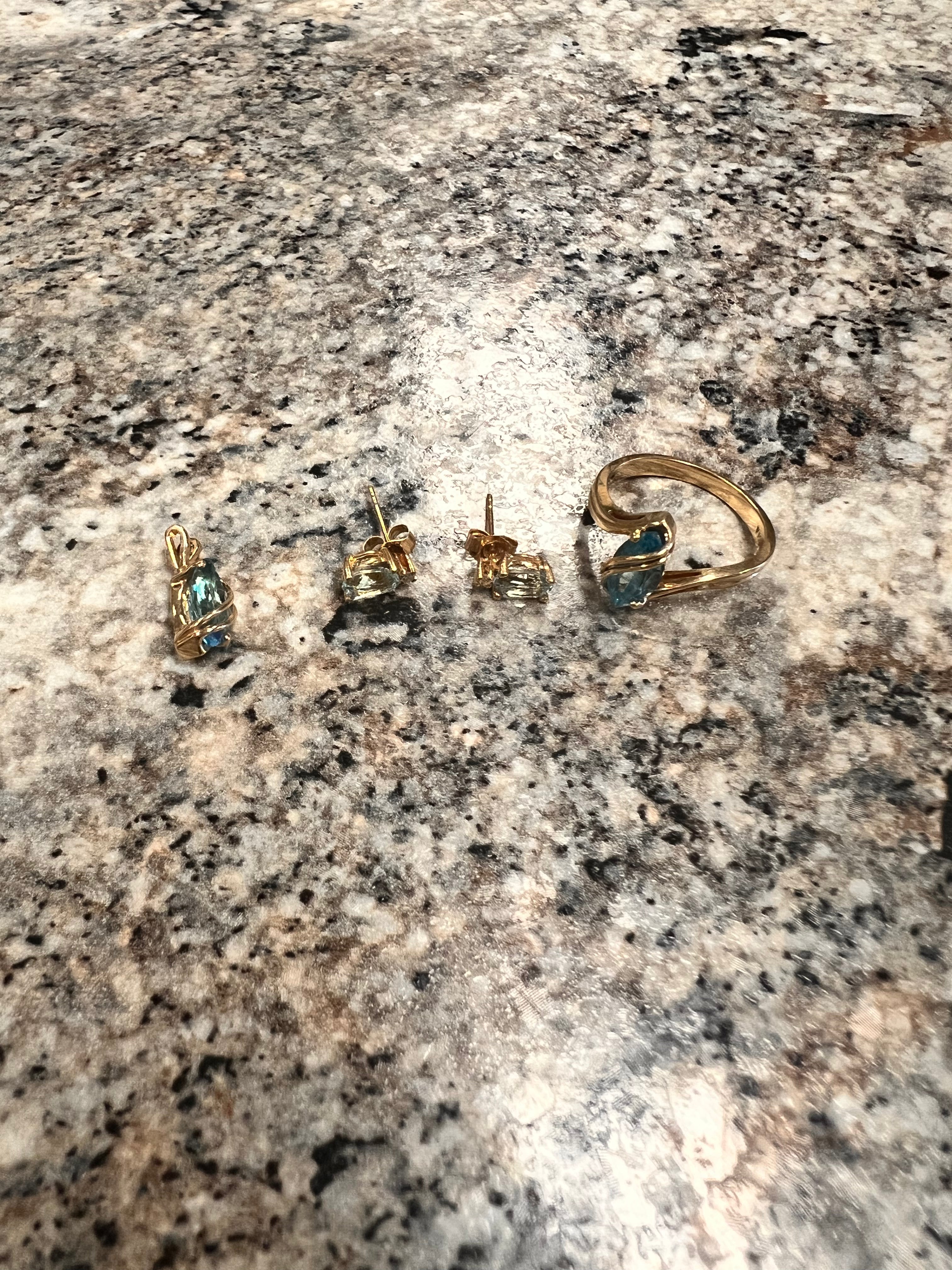10K Yellow Gold Set
