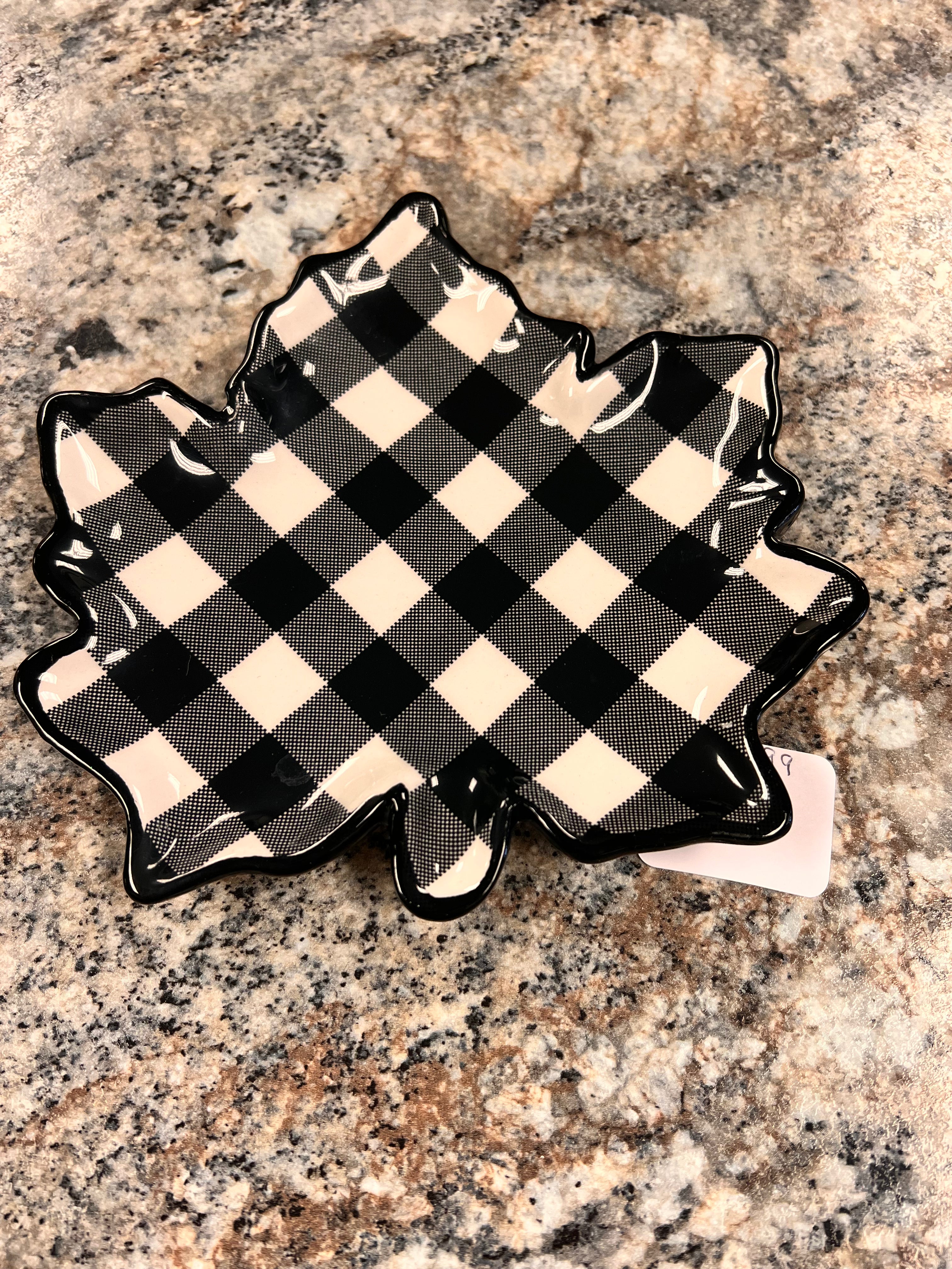 Checkered Leaf Plate