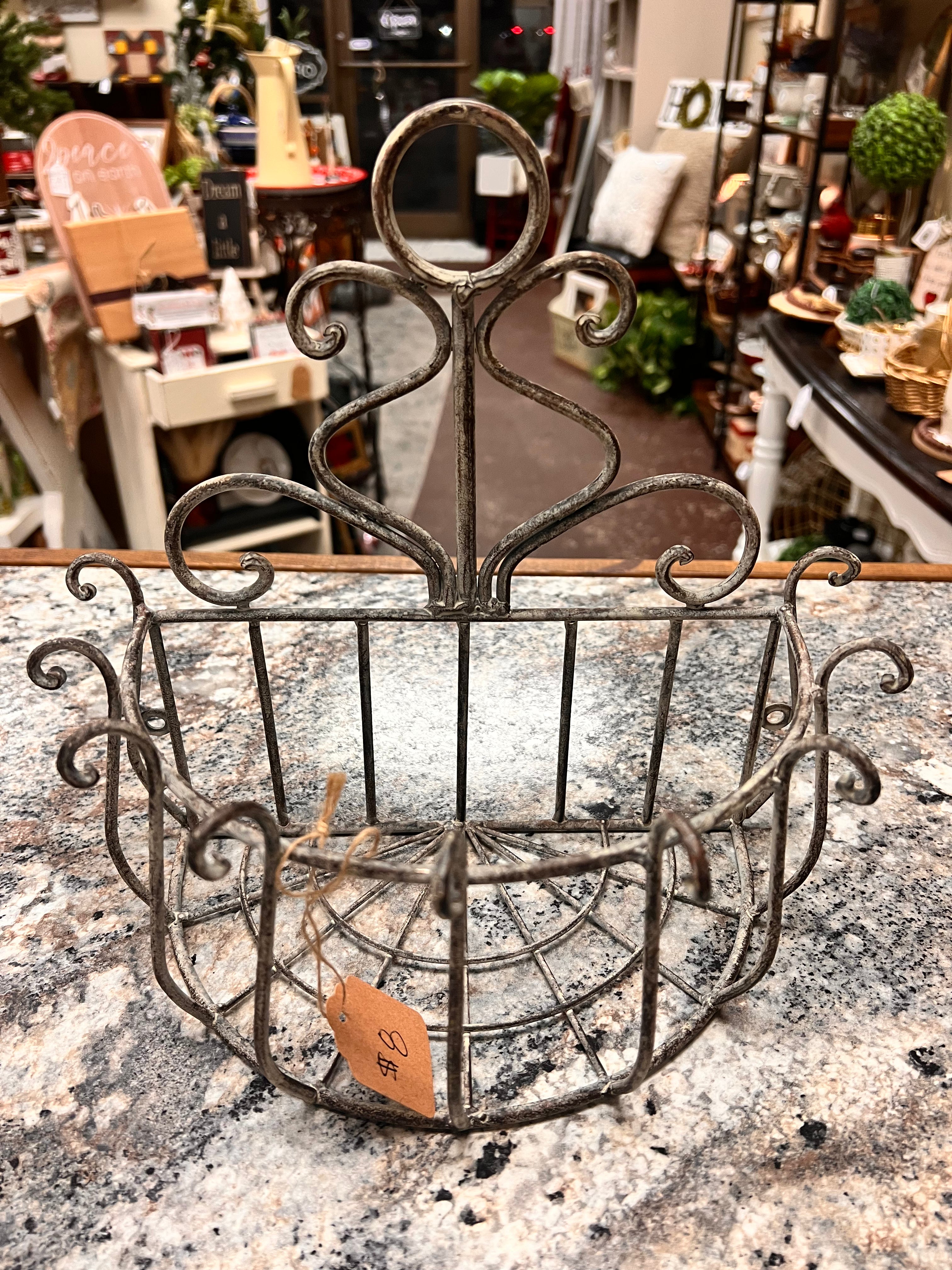 Metal Plant Holder
