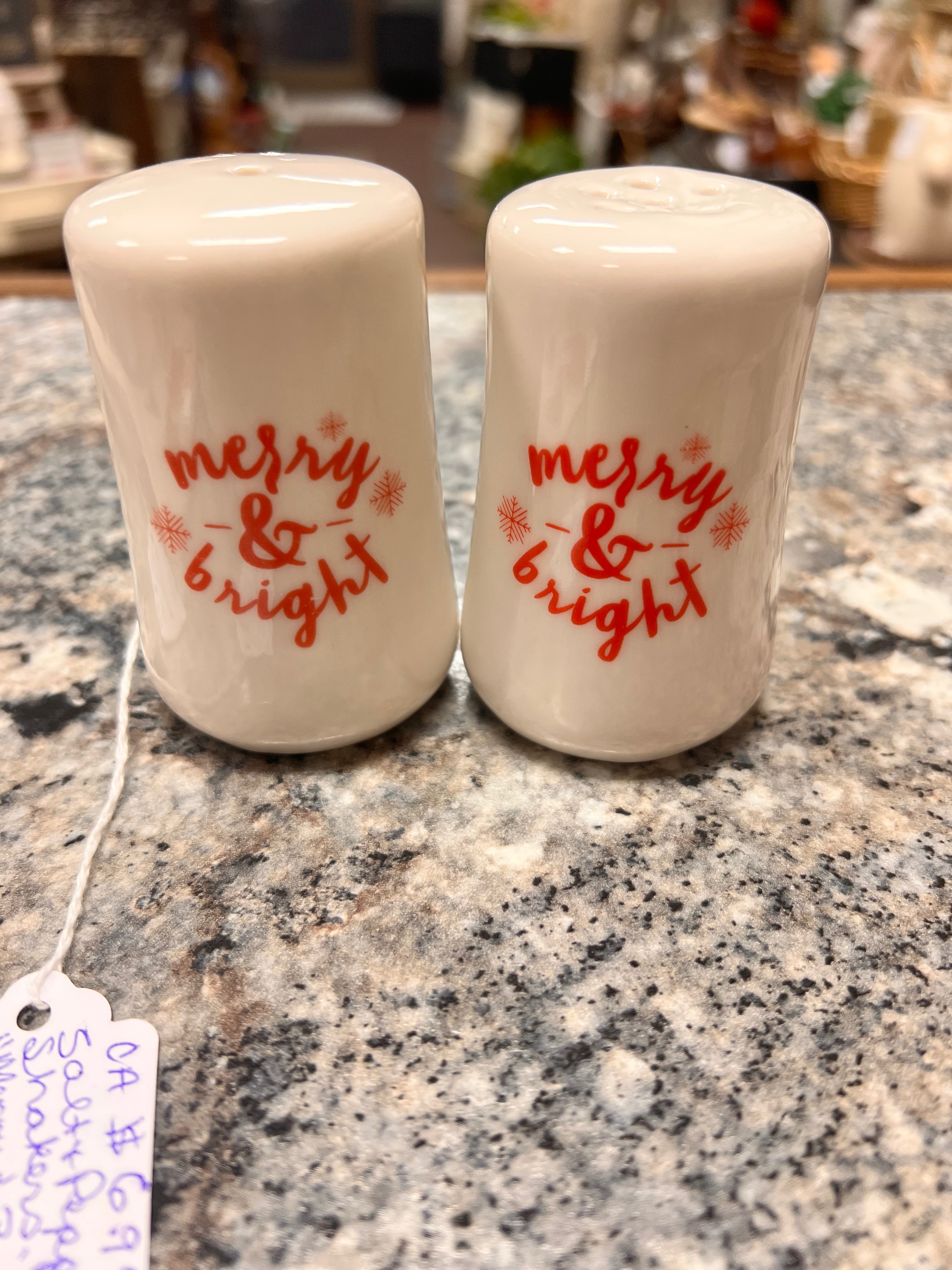 Christmas Shaker Set